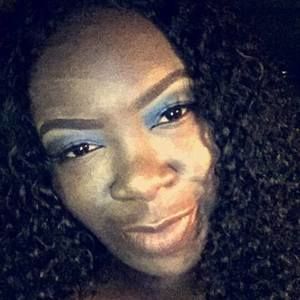 Meet your Posher, Selina